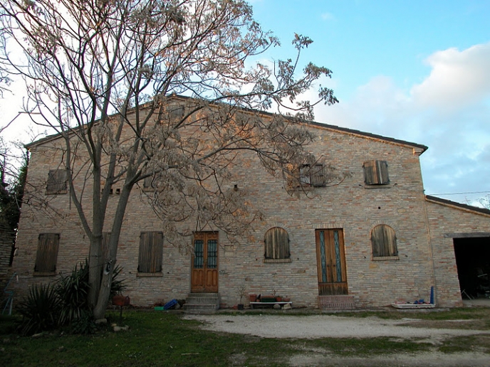 2. CHIESETTA facciata.JPG