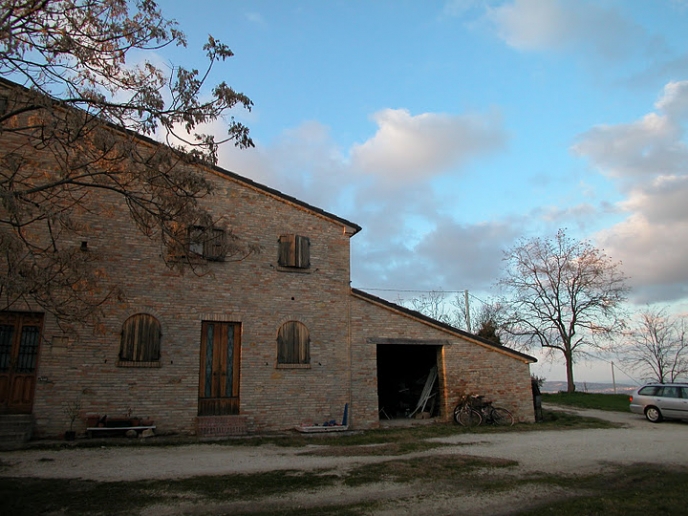 2. CHIESETTA facciata.JPG