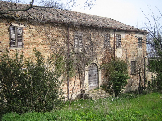 2. CHIESETTA facciata.JPG